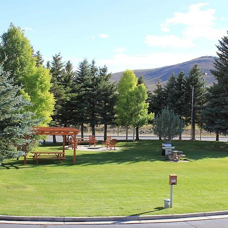 The Inn At Tomichi Village Gunnison Exterior photo