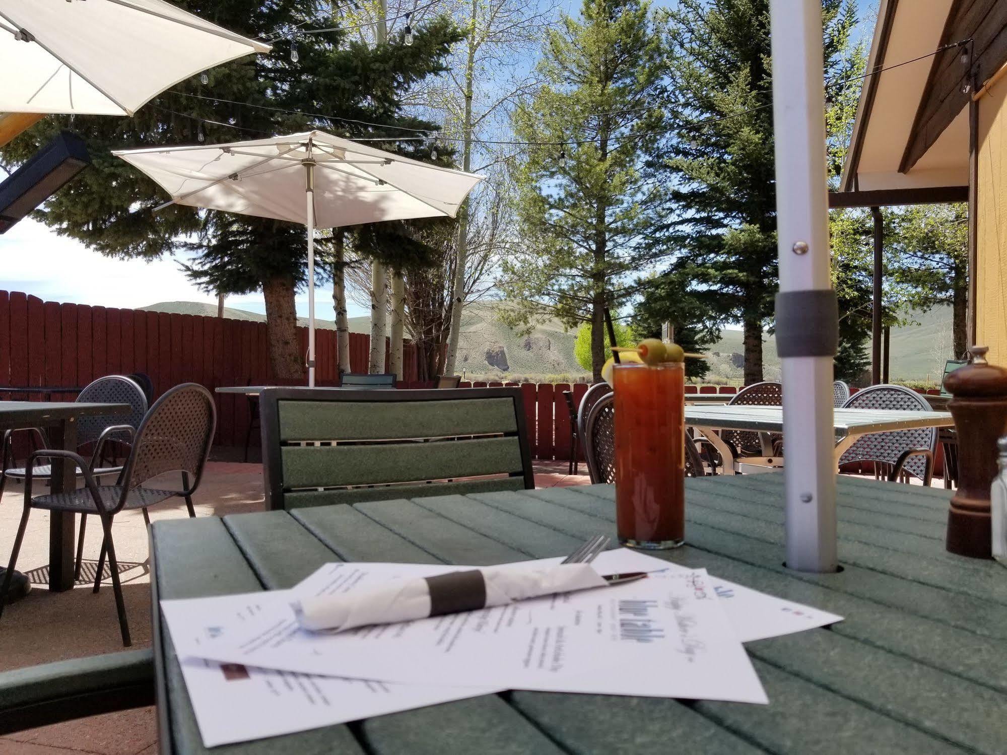 The Inn At Tomichi Village Gunnison Exterior photo